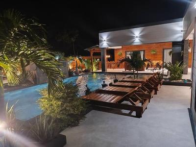 Villa - 374 m² - 14 pièces