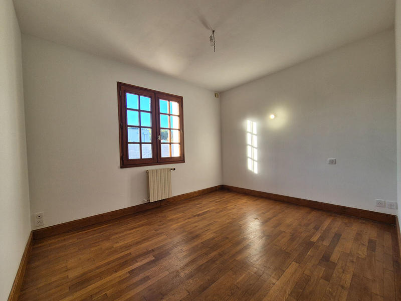 Maison - 102 m² - 4 pièces