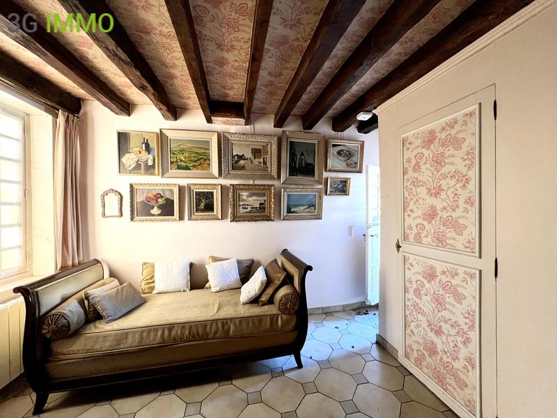 Villa - 236 m² - 12 pièces