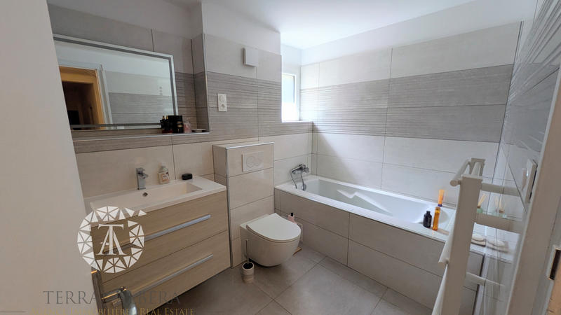 Villa - 168 m² - 5 pièces