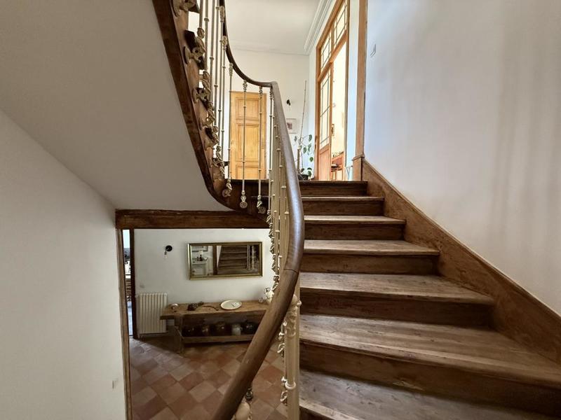 Maison de maîtres - 294 m² - 12 pièces