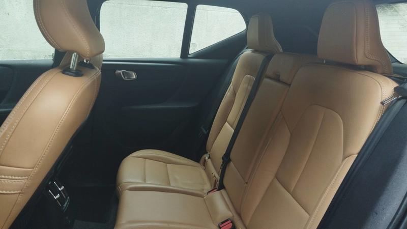 Volvo Xc40 1.5 Ti 261 Hybrid Dct7 Inscription Luxe - Automatique Entretien constructeur