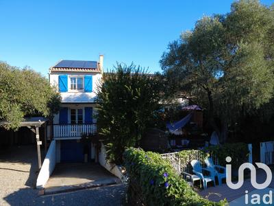 Maison - 195 m² - 9 pièces