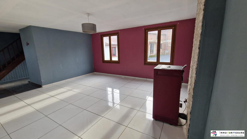 Maison - 300 m² - 10 pièces