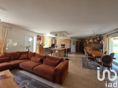 Maison - 134 m² - 4 pièces