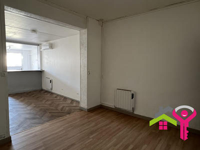 Maison - 81 m² - 4 pièces