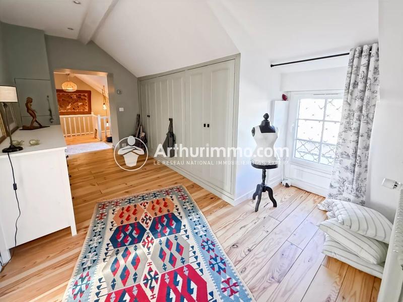 Maison - 153 m² - 6 pièces