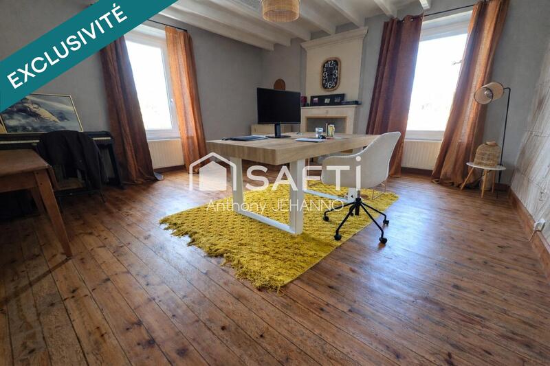 Maison - 270 m² - 6 pièces