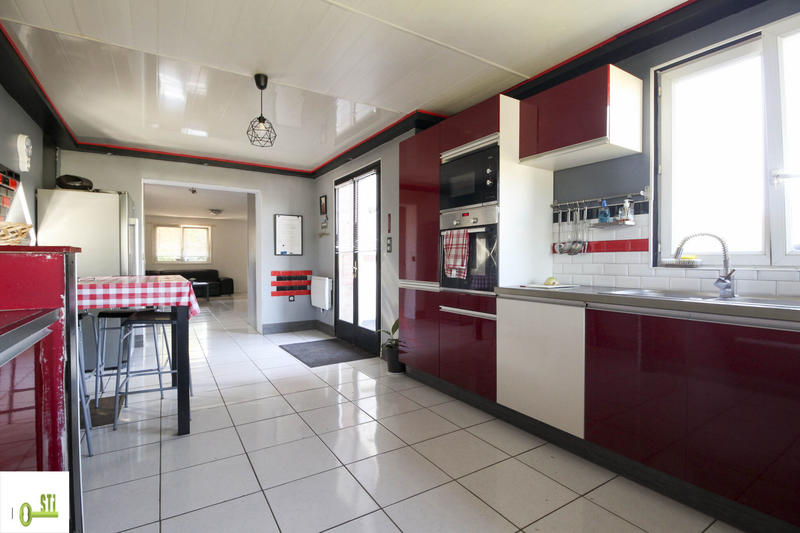 Maison - 130 m² - 5 pièces