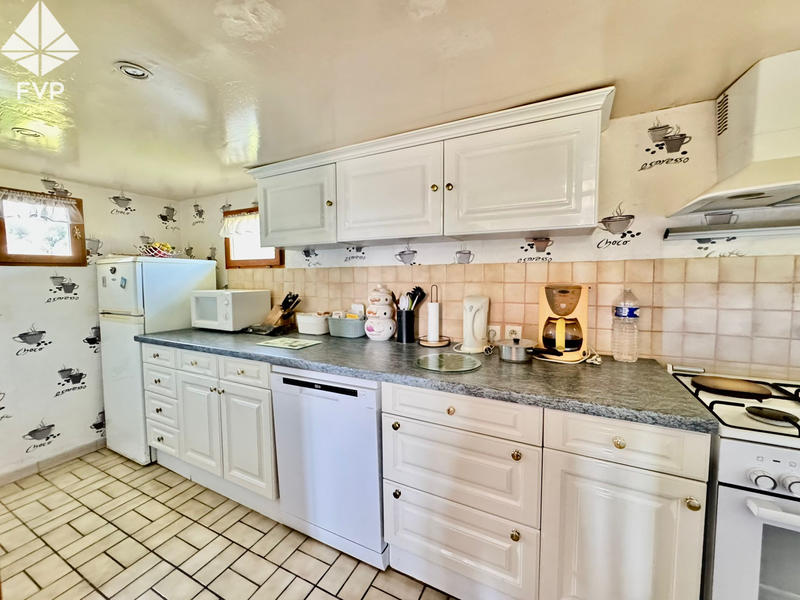 Propriété - 166 m² - 6 pièces