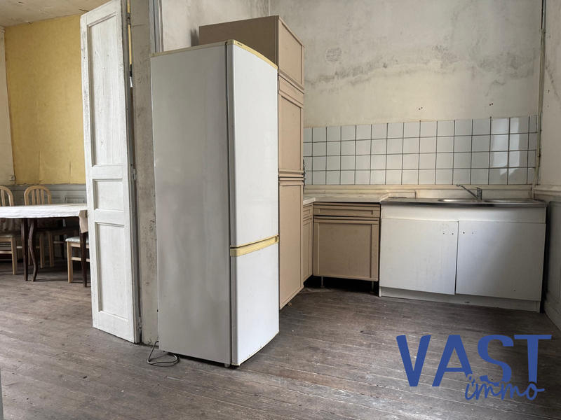 Maison ancienne - 226 m² - 7 pièces