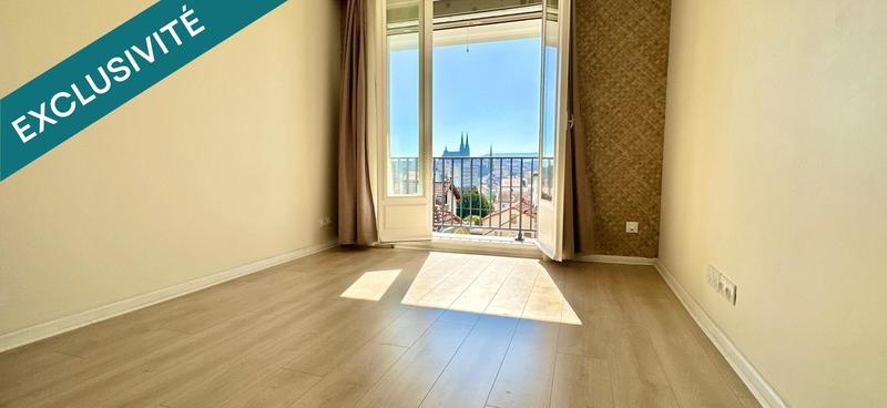 Appartement - 82 m² - 3 pièces