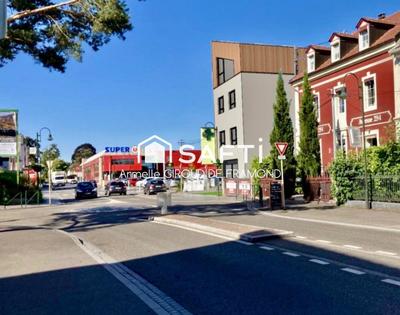 Local commercial - 53 m² - 1 pièce