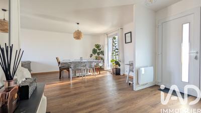 Maison - 128 m² - 6 pièces