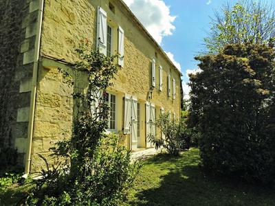 Maison - 153 m² - 5 pièces