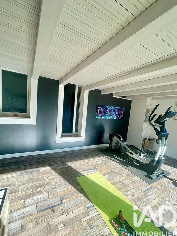 Maison - 161 m² - 5 pièces