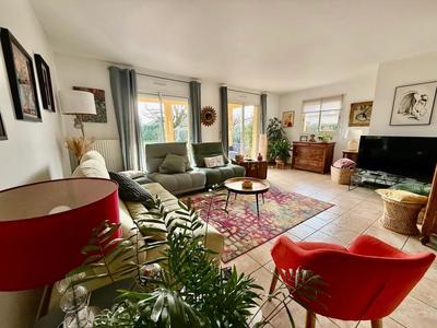 Maison - 187 m² - 7 pièces