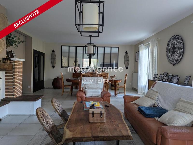 Maison de campagne - 200 m² - 10 pièces