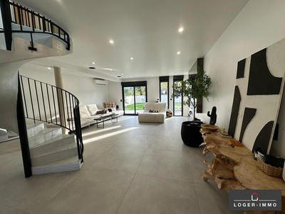 Maison - 190 m² - 6 pièces