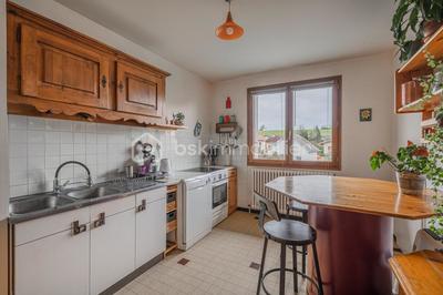 Appartement - 99 m² - 5 pièces