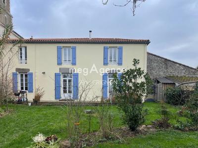 Maison - 145 m² - 7 pièces