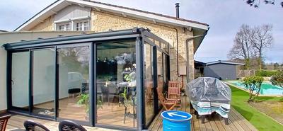 Maison - 350 m² - 10 pièces