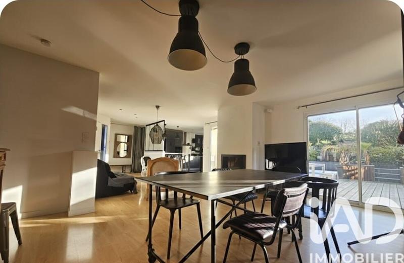 Maison de maîtres - 177 m² - 7 pièces