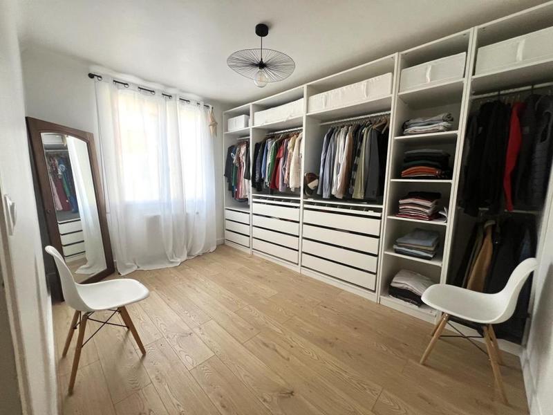 Maison - 167 m² - 7 pièces