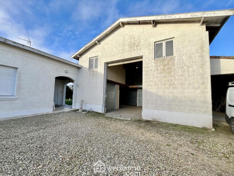 Maison - 93 m² - 4 pièces