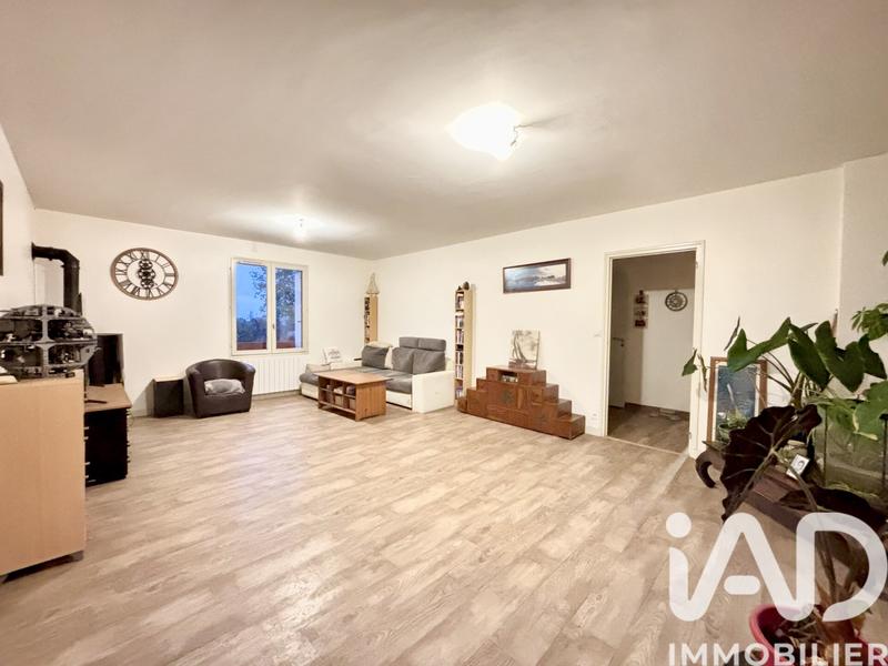 Maison - 200 m² - 7 pièces