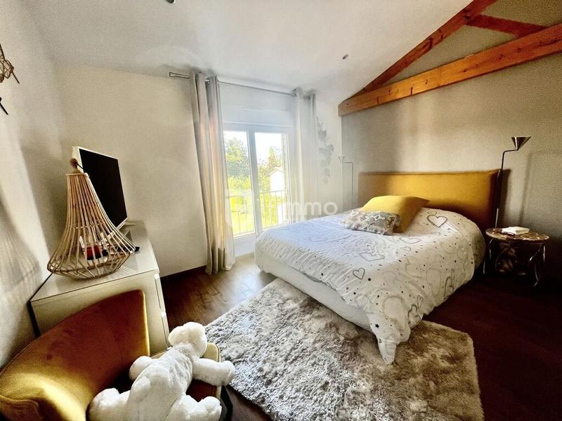 Maison - 160 m² - 5 pièces