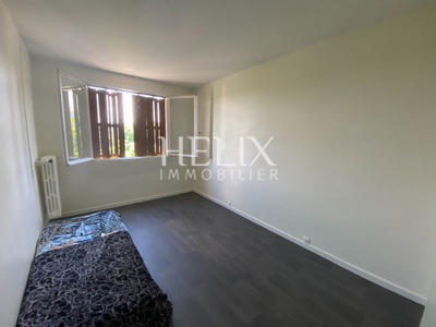 Appartement - 84 m² - 5 pièces