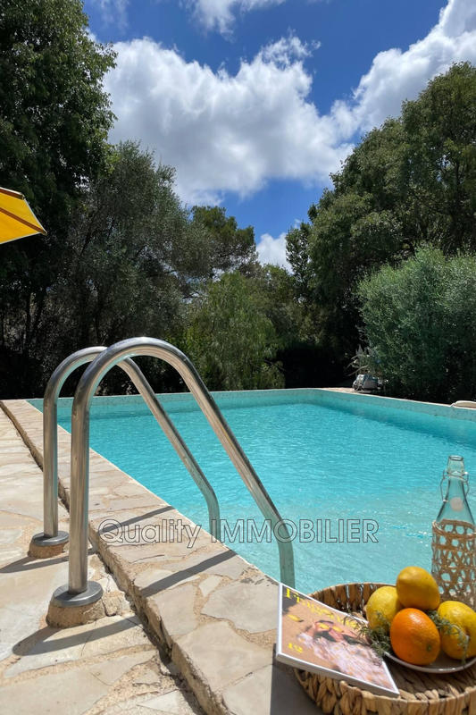 Villa - 140 m² - 5 pièces