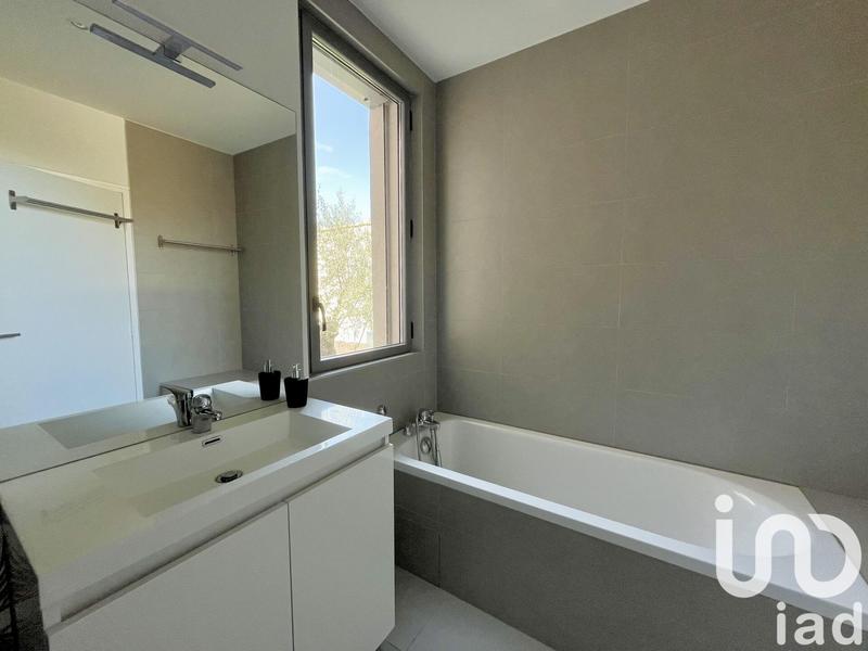 Maison - 256 m² - 7 pièces