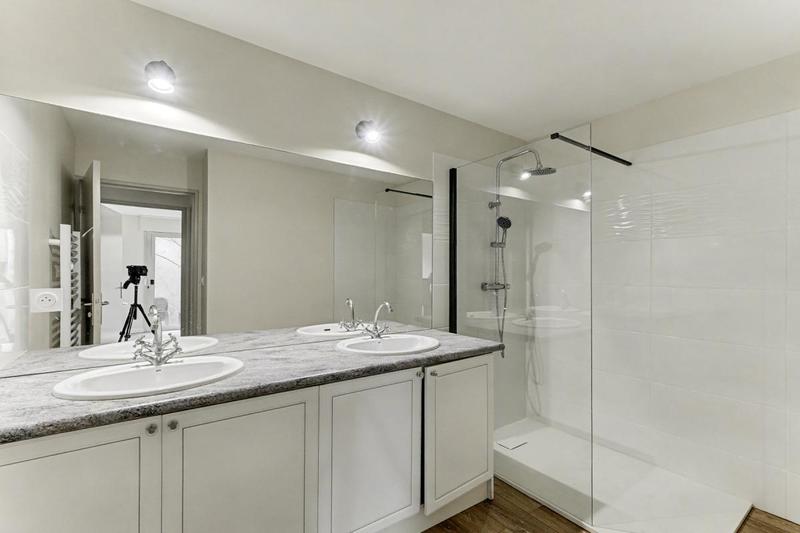 Appartement - 75 m² - 3 pièces