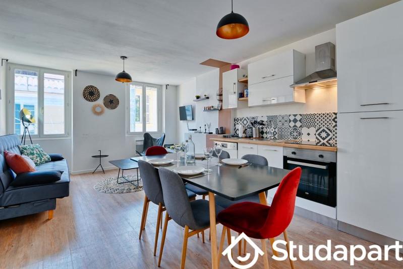 Chambre - 9 m² - 1 pièce