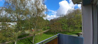 Appartement - 80 m² - 5 pièces