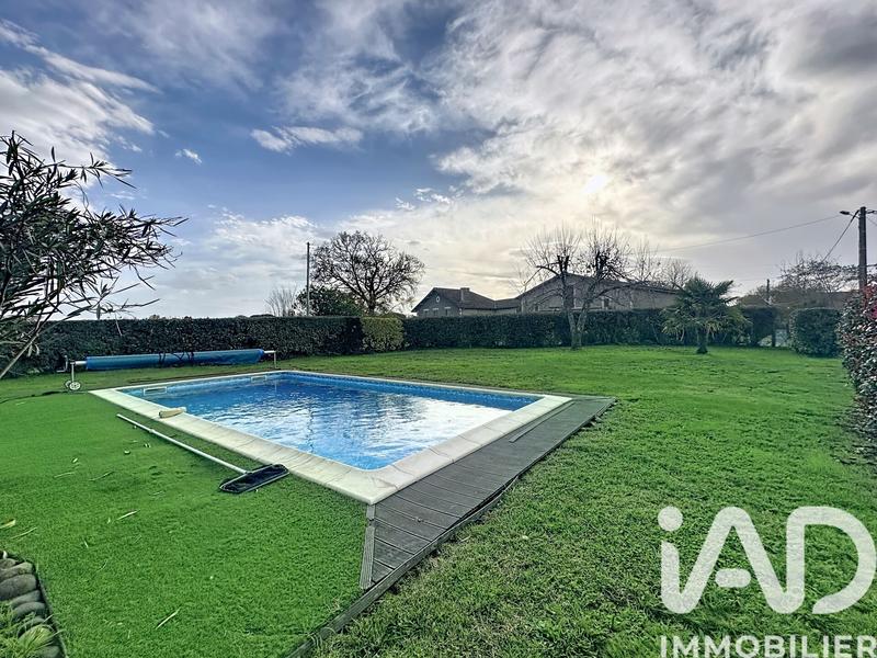 Maison - 138 m² - 6 pièces