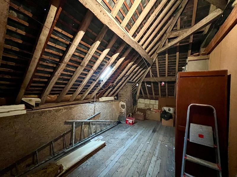 Maison - 98 m² - 4 pièces