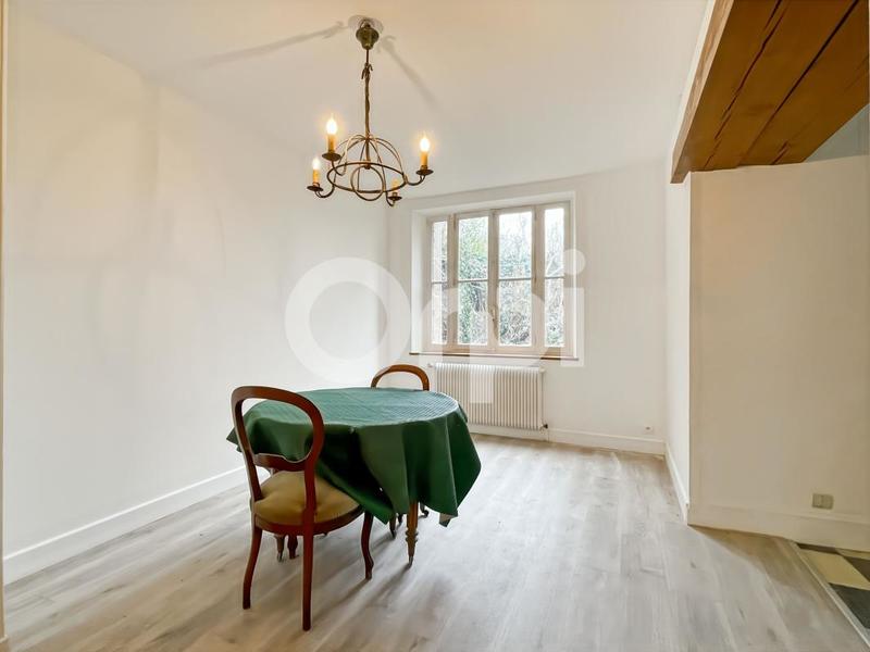 Maison - 150 m² - 4 pièces