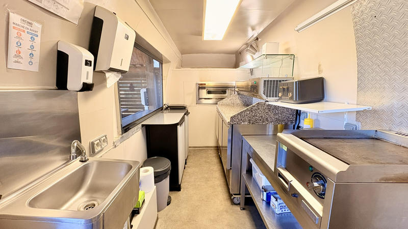 Fonds de commerce - Magasins - 100 m²