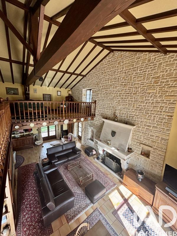 Maison - 290 m² - 6 pièces