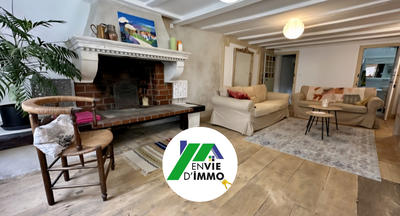 Maison - 223 m² - 9 pièces