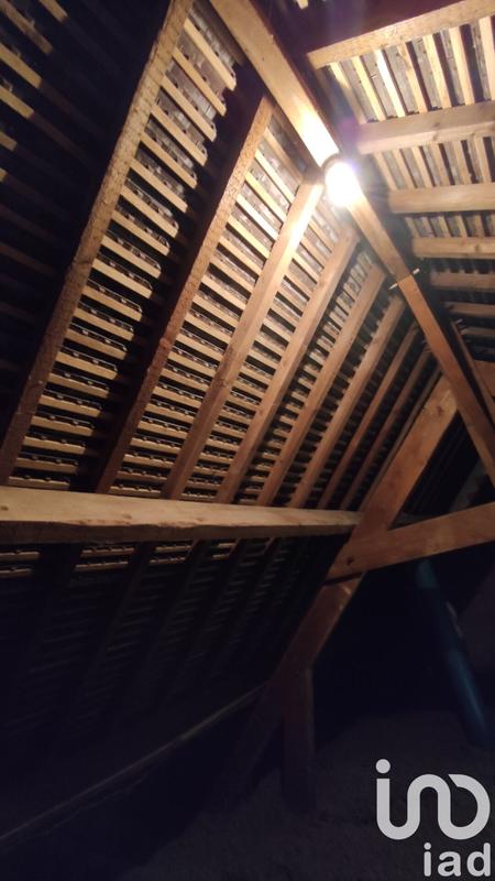 Maison - 287 m² - 12 pièces