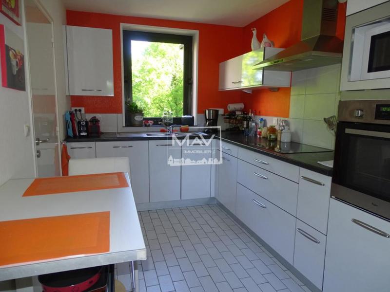Appartement - 100 m² - 3 pièces