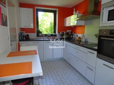 Appartement - 100 m² - 3 pièces