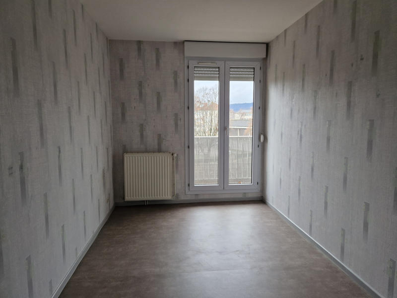 Appartement - 80 m² - 4 pièces