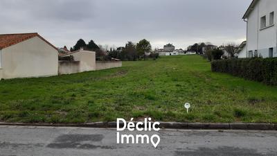 Terrain constructible - 5 600 m²