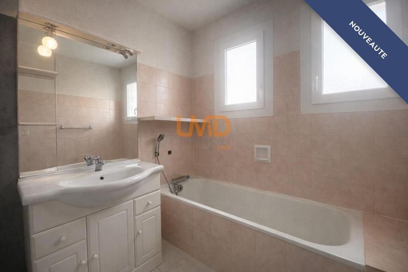 Pavillon - 102 m² - 5 pièces