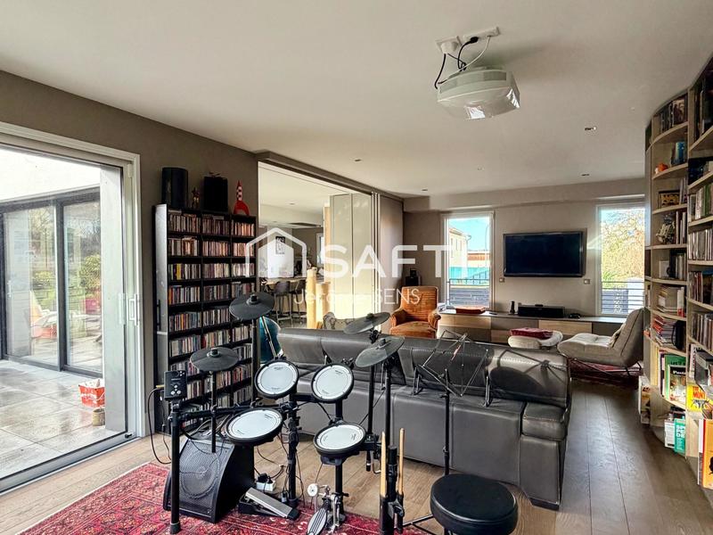 Maison - 178 m² - 6 pièces